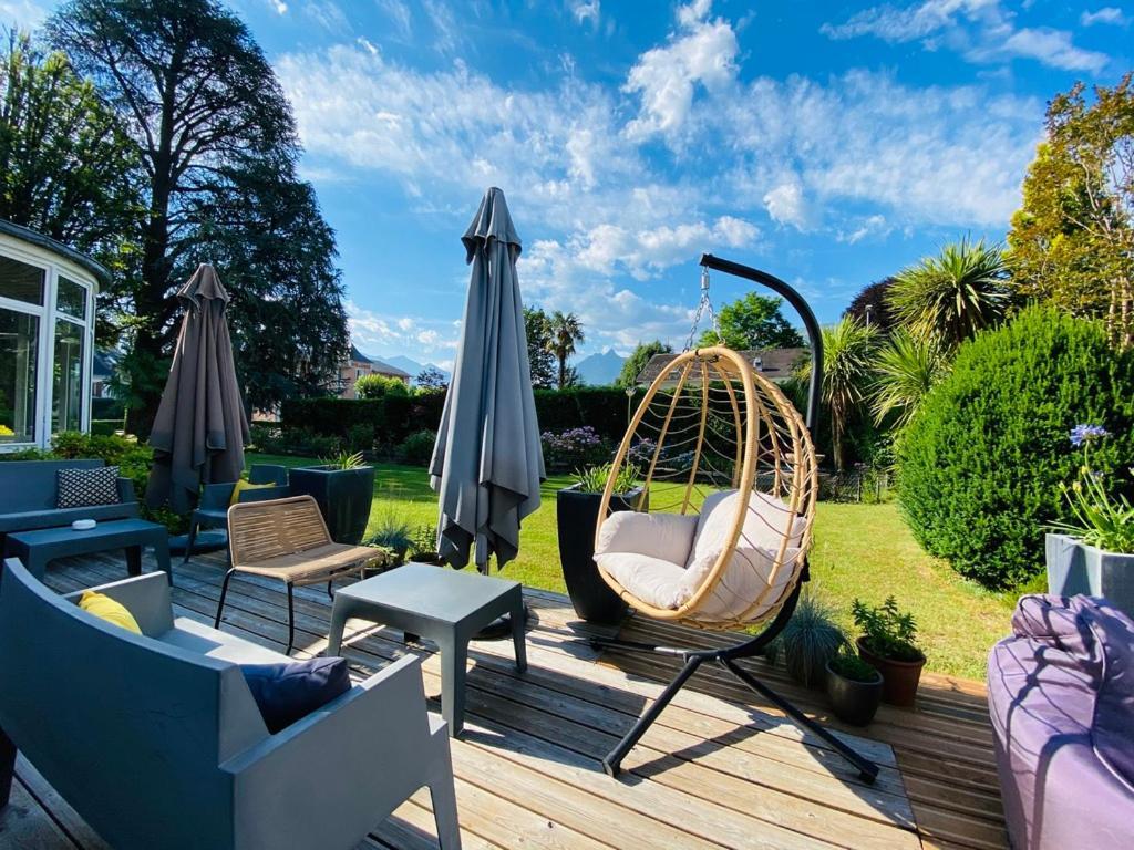 Logis Hotel Le Miramont 아르젤레가조스트 외부 사진